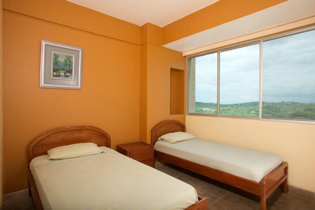 Condominio Carabelas de Colon photo