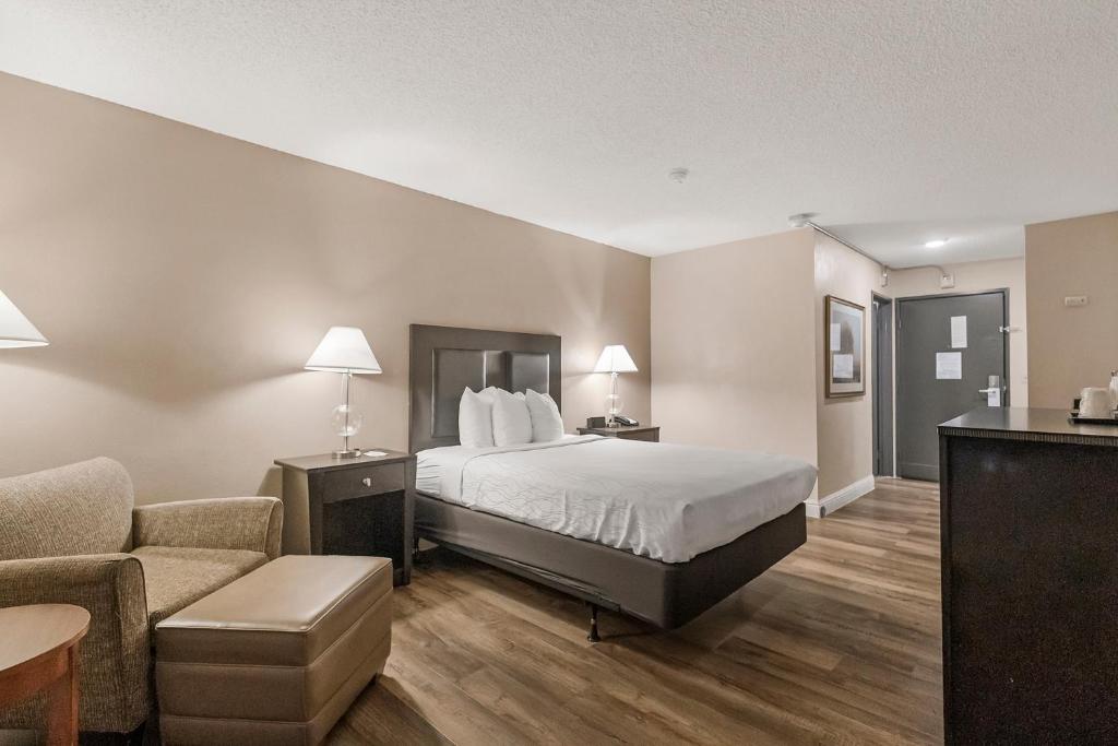 Sutter Inn