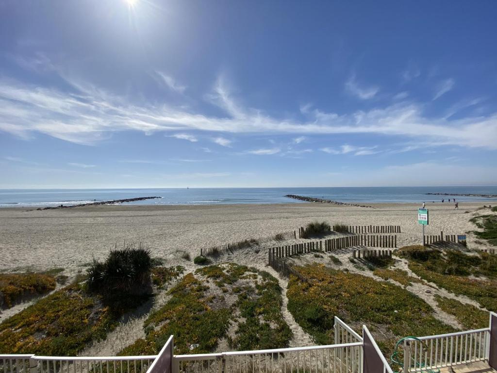 Duplex F3 en bord de plage, 6 couchages, Carnon - Animaux admis, Wifi, parking privé - 1
