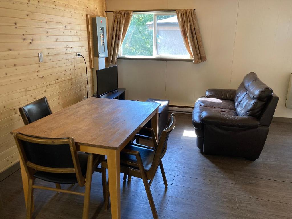 The Hiker Huts at Wild Coast Wilderness Resort photo