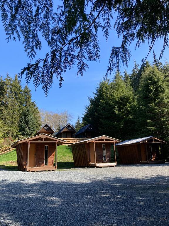 The Hiker Huts, Port Renfrew
