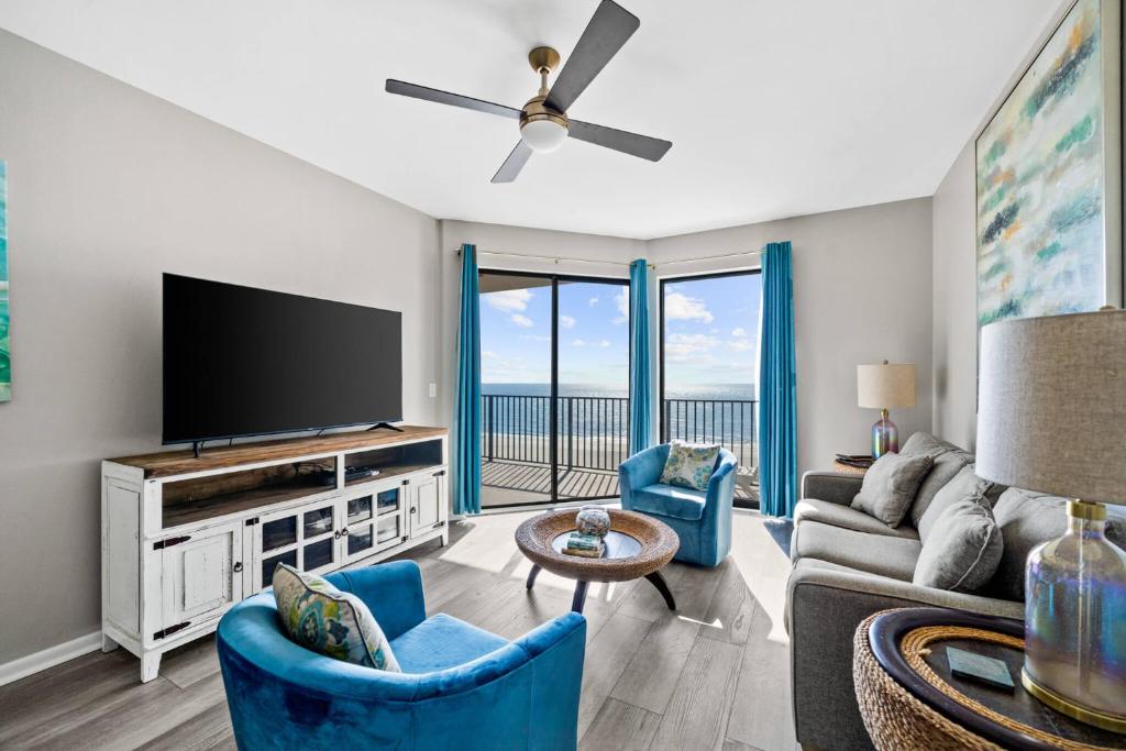 Phoenix VII 71113 by ALBVR - Beautiful Beachfront Condo with Amazing Views & Amenities!, Orange Beach