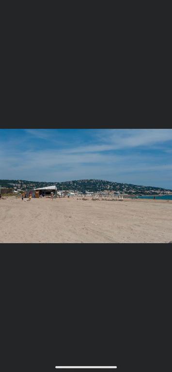 App T2 climatisé , plage 200 m, Sète