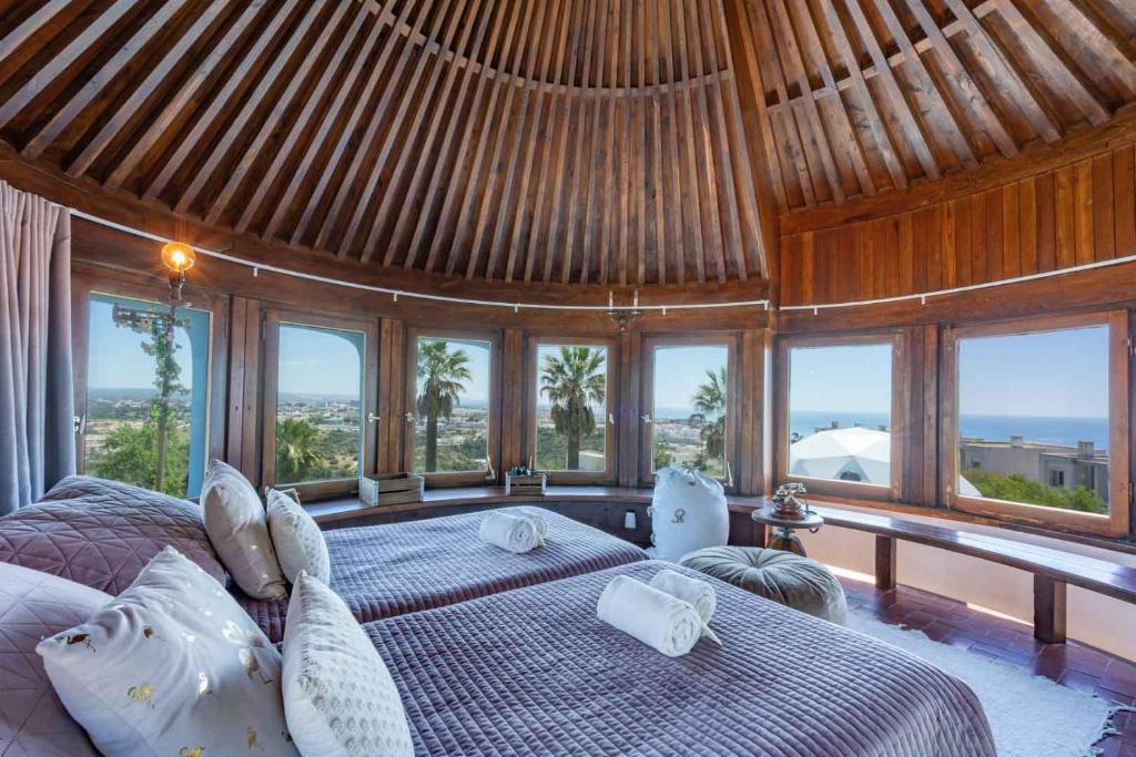 Bem Parece by Umbral, Albufeira