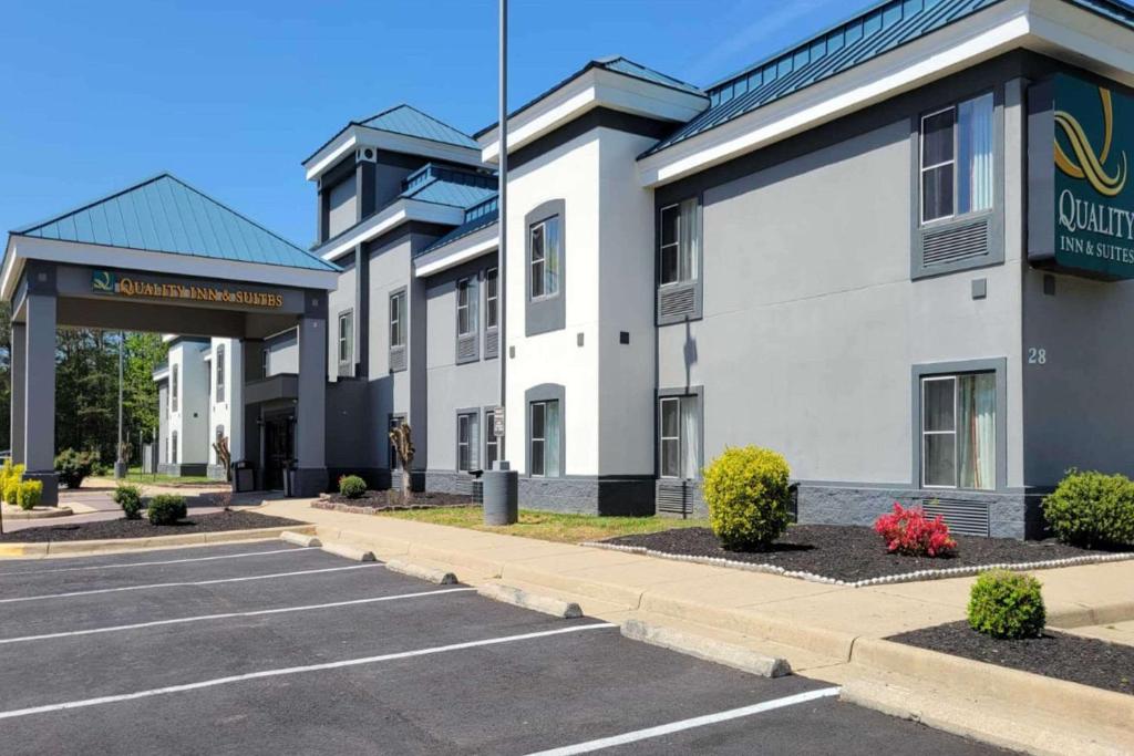 Quality Inn & Suites Quantico photo