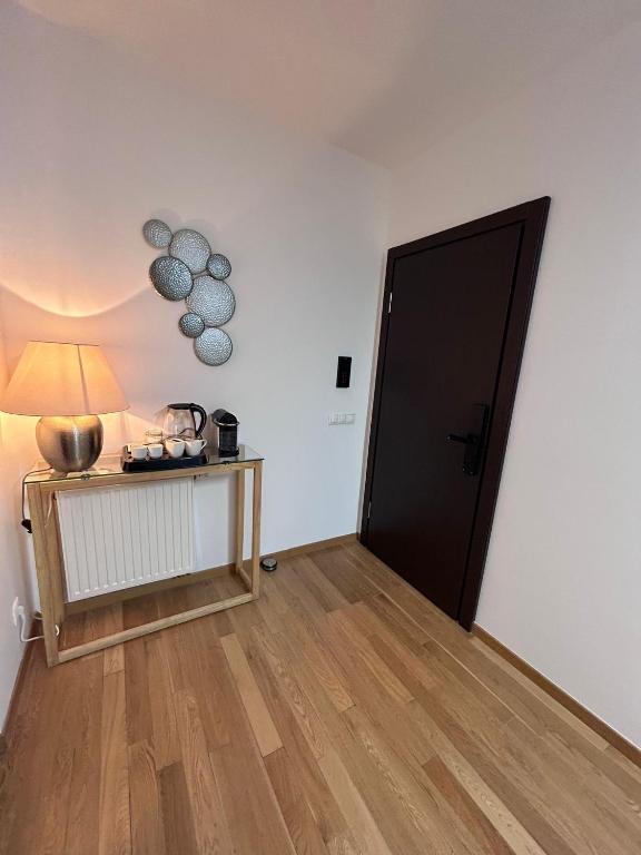 365 Apartments photo
