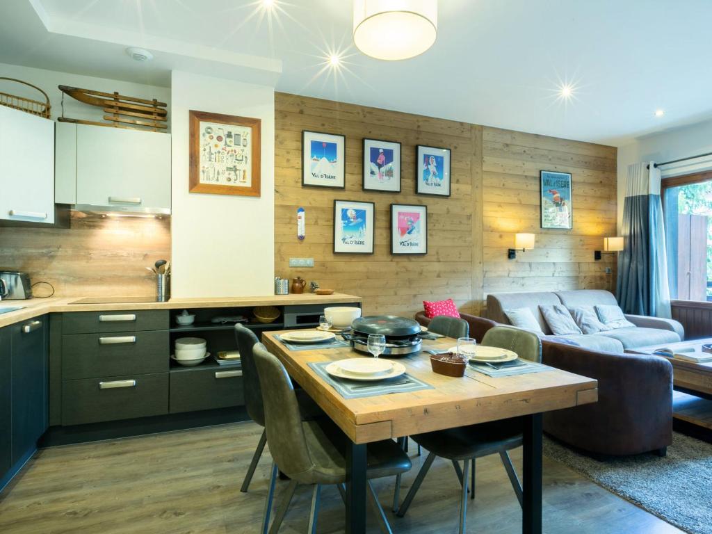 Appartement de charme rénové avec belles prestations, au pied des pistes à Val-d'Isère - FR-1-694-228 - 1