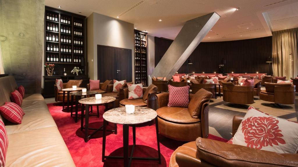 Bar/lounge