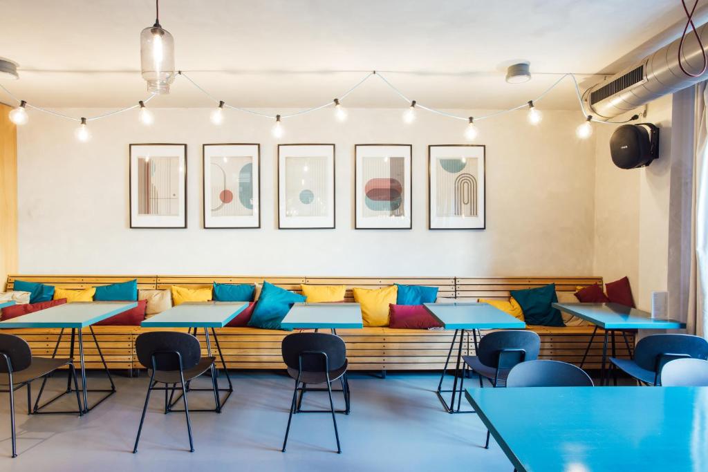 Bar/lounge