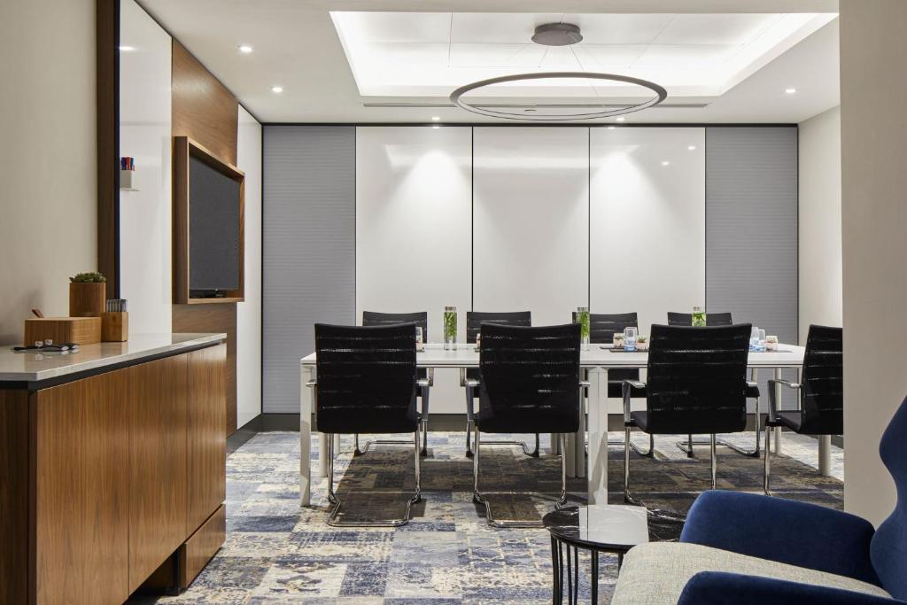 غرفة الاجتماعات/الاحتفالات