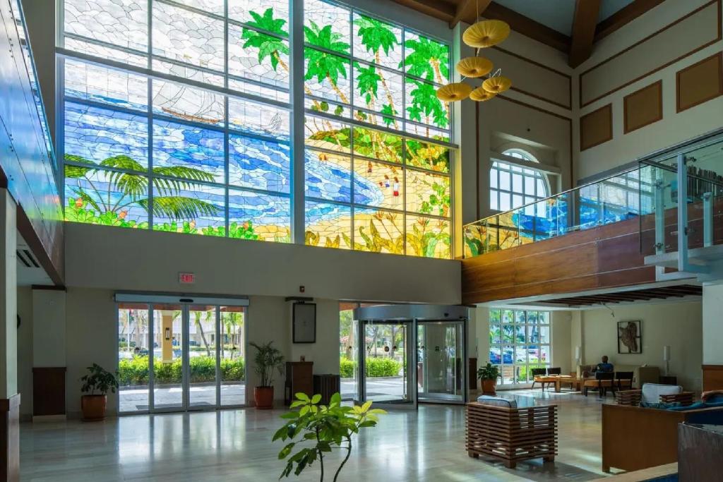 フロント・ロビー