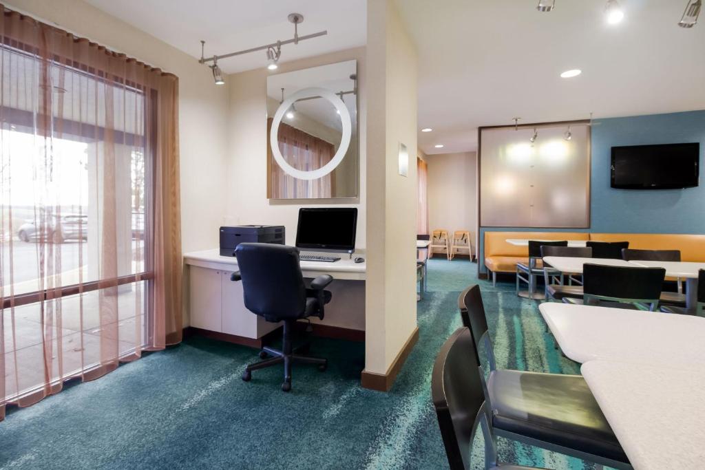 SpringHill Suites Pittsburgh Washington photo