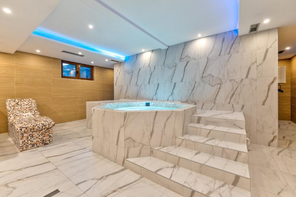 Vila Zlatibor luxury & spa - 1