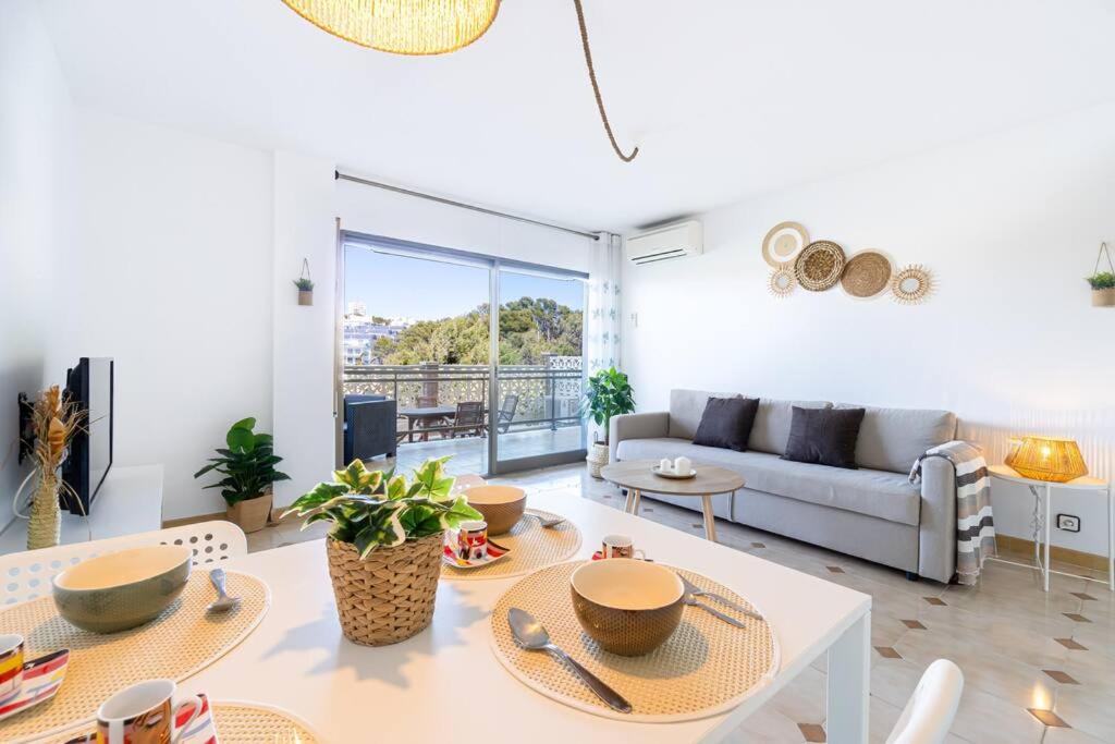 1ºlineaMar-exclusive-Chill-wifi-SeaViews-PortAventura6 - 5