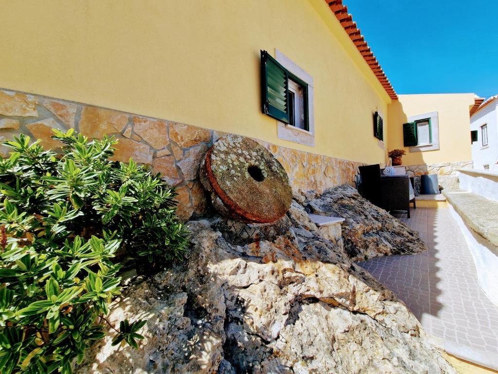 Casa das Azenhas by Lisbon Village Apartments photo