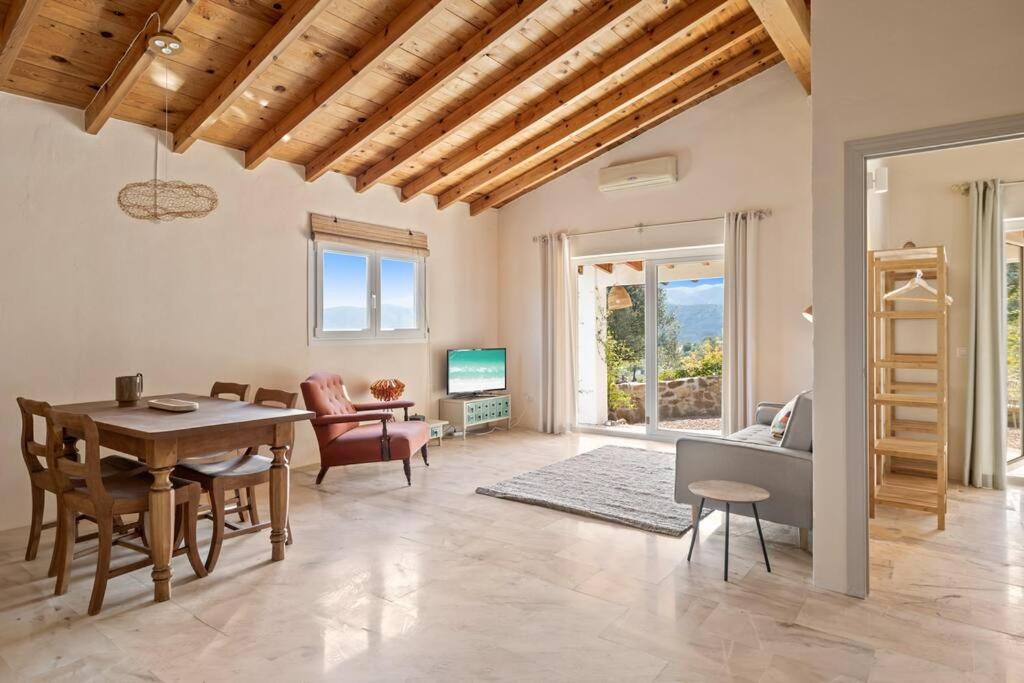 Paradise in Andalusia, Tolox