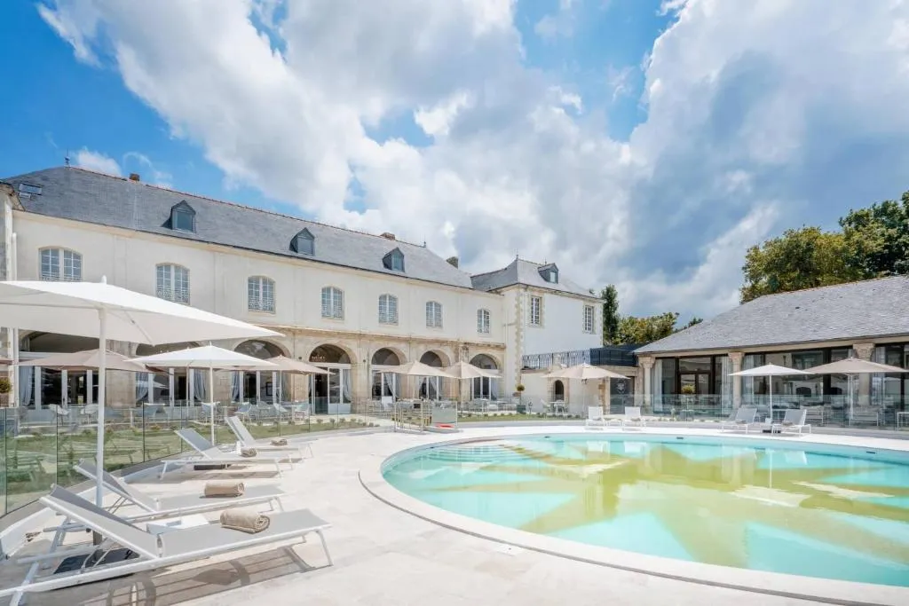 Abbaye De Villeneuve，位于莱索里涅尔的酒店