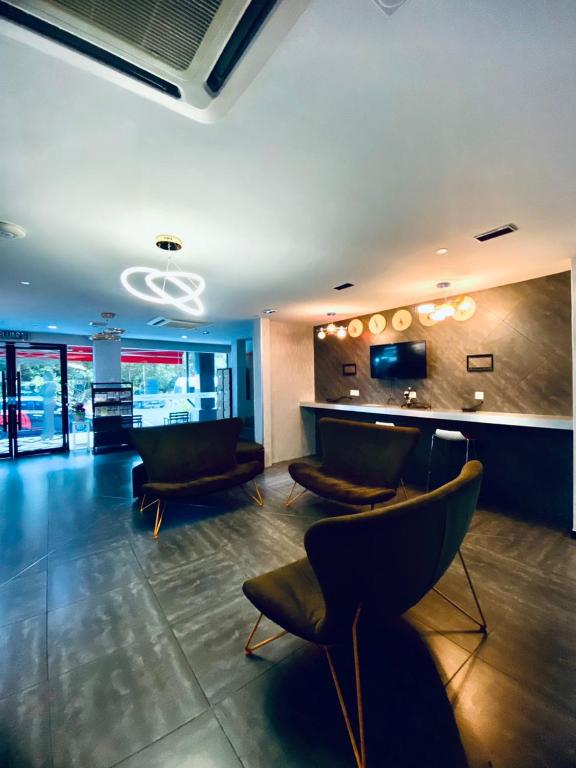 Shared lounge/TV area, Sri Langit Hotel - KLIA in Kuala Lumpur