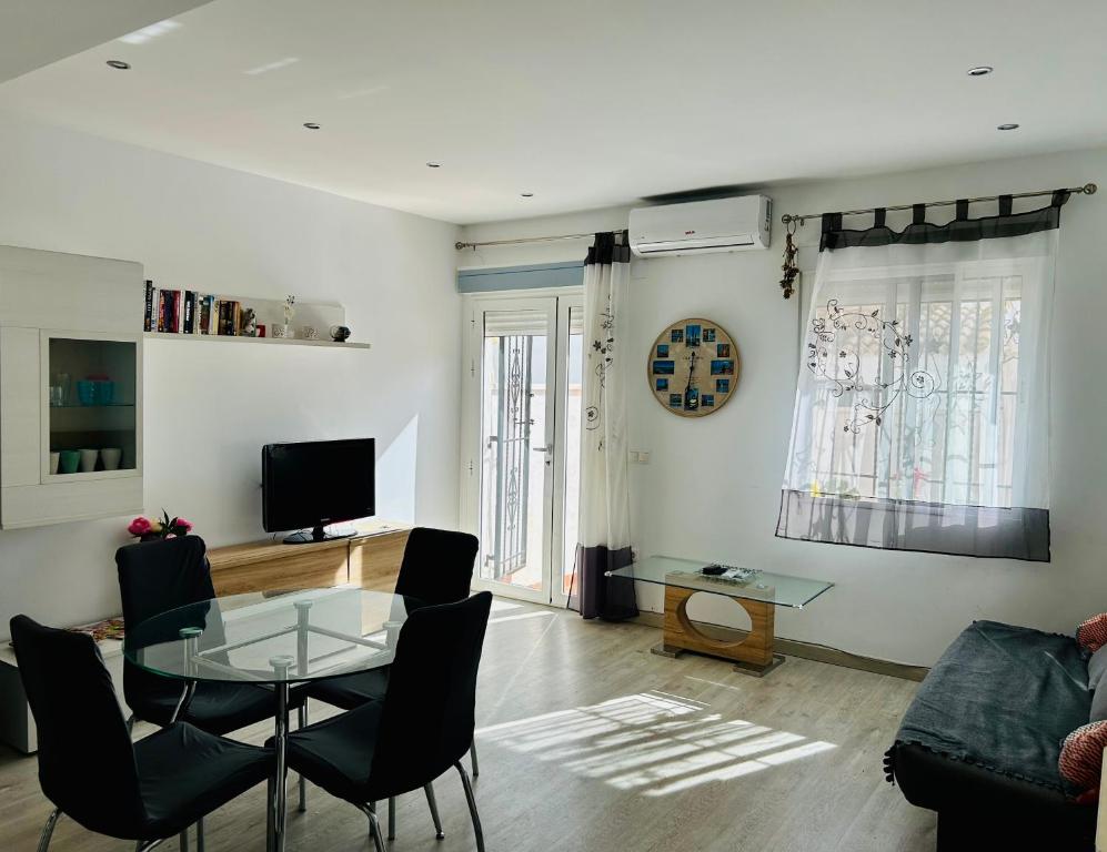 Perfect Family Retreat - La Zenia Beach - 1
