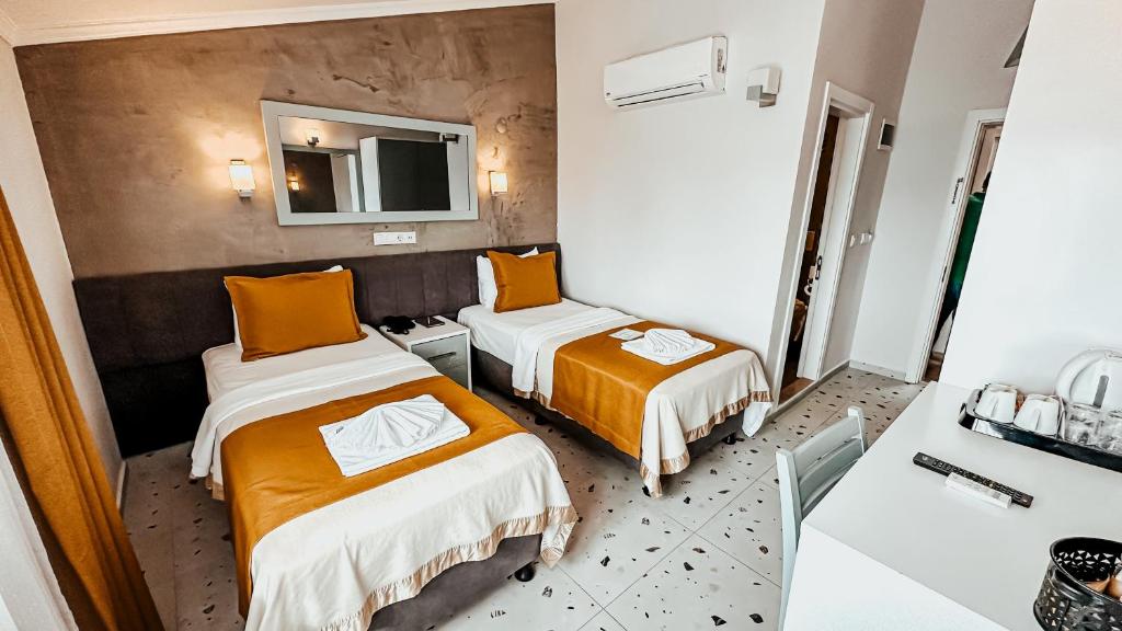 Tonoz Beach Hotel photo