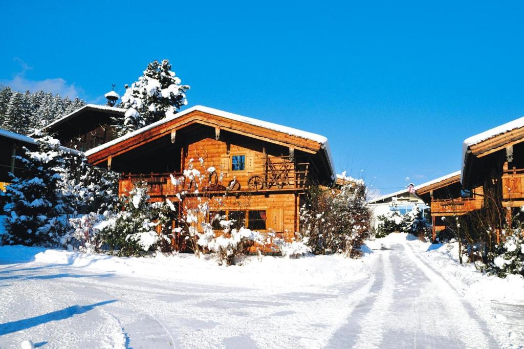 Chalet in Fügen near Spieljochbahn - 1
