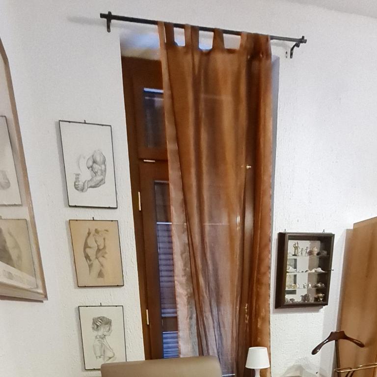 Robta's Dream Home - 2