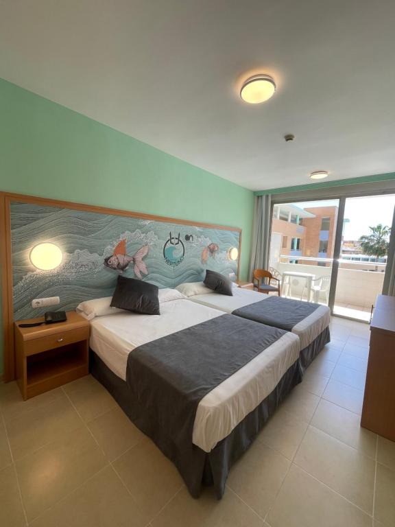 Hotel Neptuno by ON Hotels Group — Hotel rooms in Roquetas de Mar, Andalusia