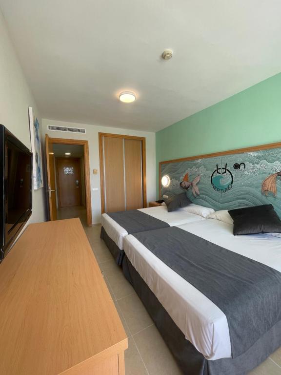 Hotel Neptuno by ON Hotels Group — Hotel rooms in Roquetas de Mar, Andalusia