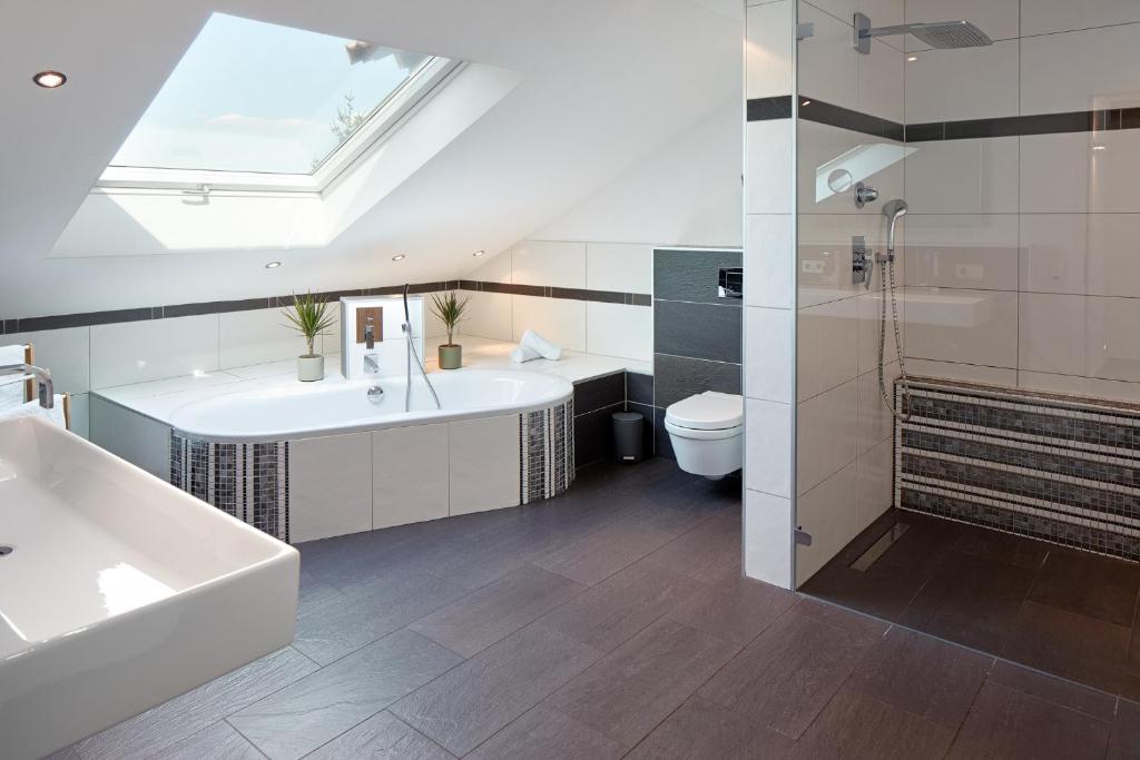 ⸨⸩ Sunset Penthouse: Messe - Siemens - DB - MAN ⸨⸩ - 3