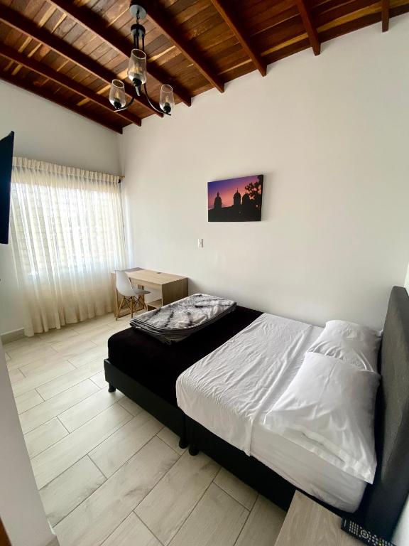 HOTEL MI CASA DEL NORTE — Hotel in Medellín