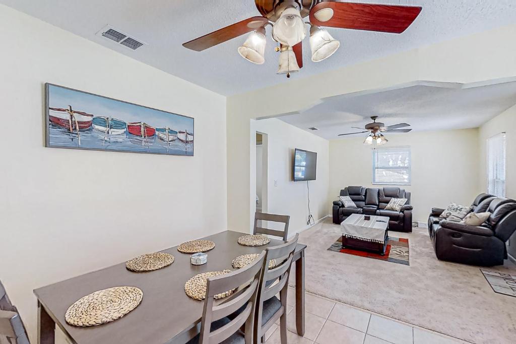 Relax Away in Tampa Bay, Tampa