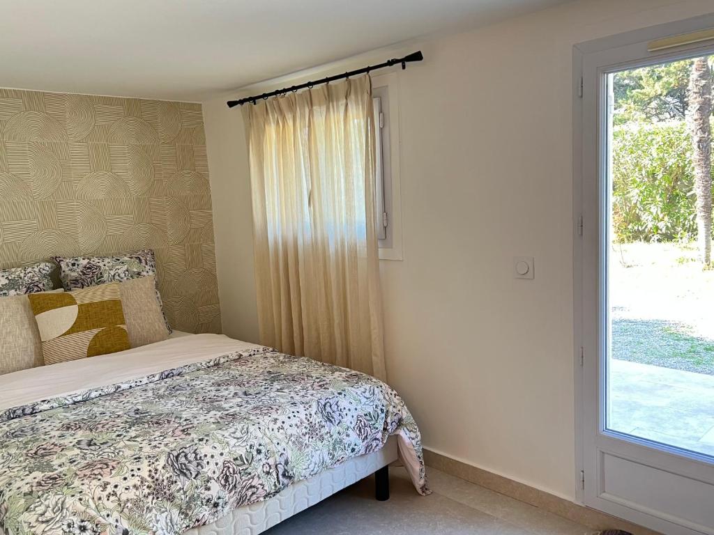 Magnifique Studio Tropézien à 300 m de la plage (parking gratuit) - 3