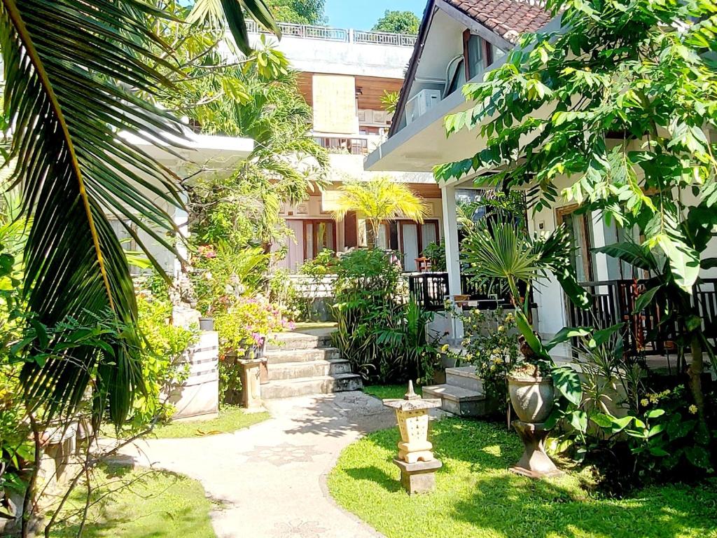 Sama Sama Amed photo