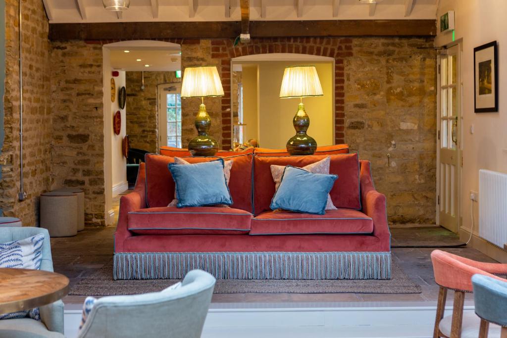 Barnsdale Lodge Hotel photo