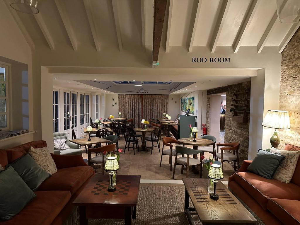 Barnsdale Lodge Hotel photo