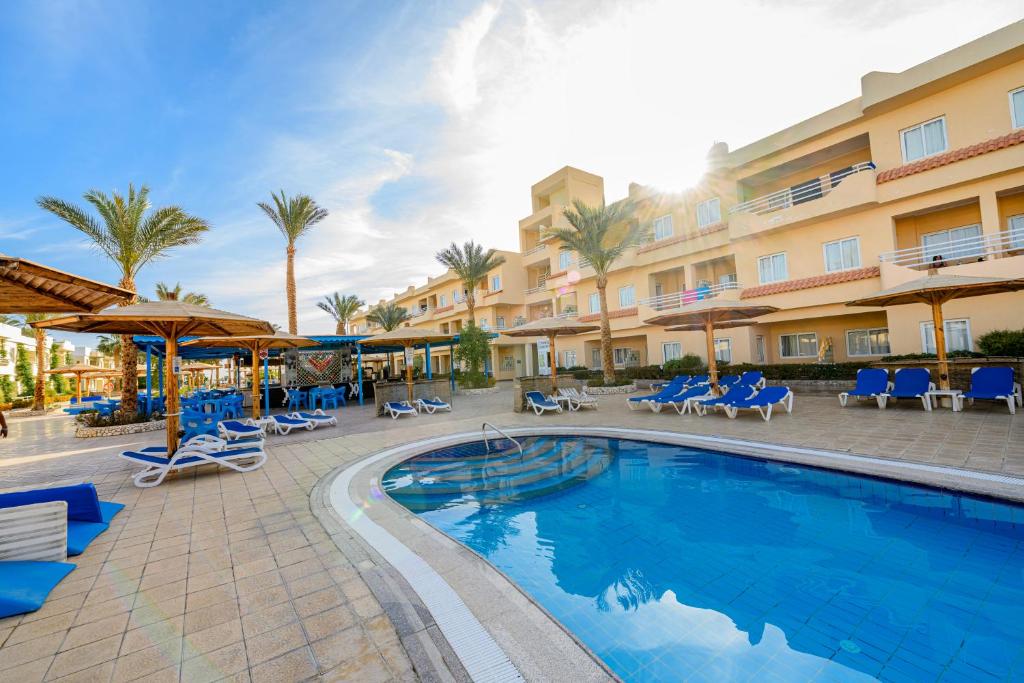 スイミングプール