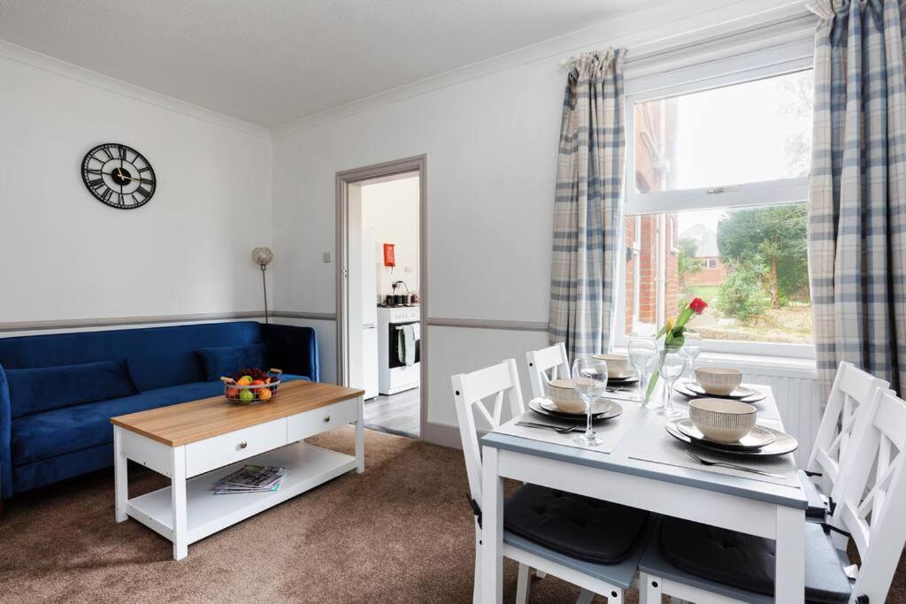 Your Home From Home in Newport., Newport