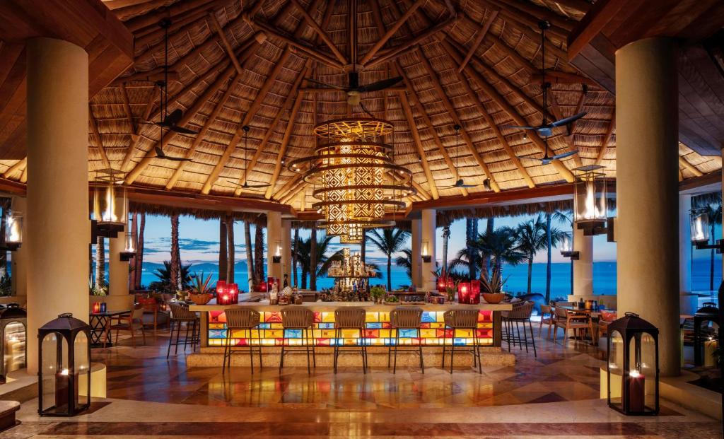 Bar/lounge