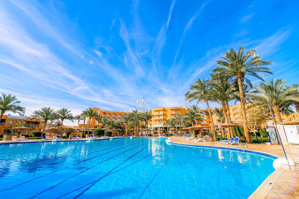 スイミングプール