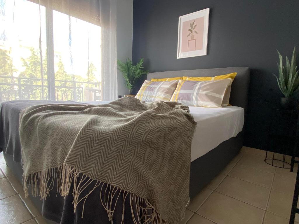 B6 COQUETTE, Nea Chili