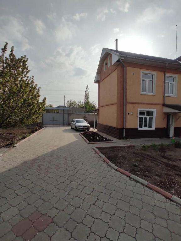 Apartments in Osh, Kyrgyzstan price from 8, reviews of Hotels