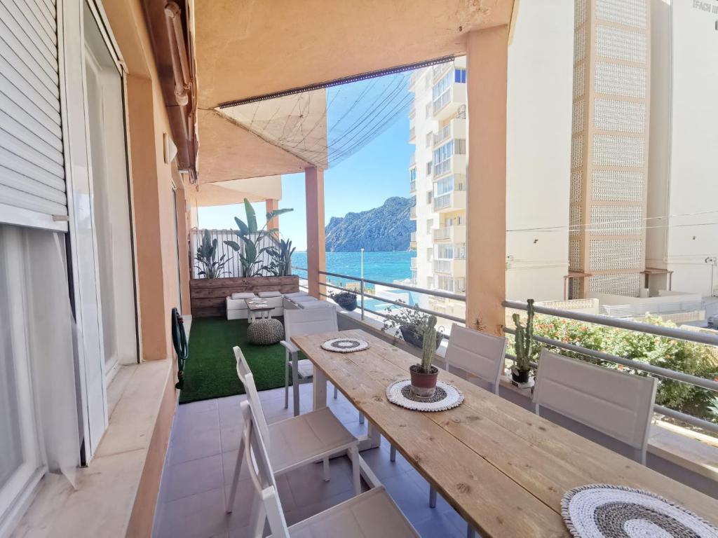 Kayla - AzulenaCalpe, Calpe