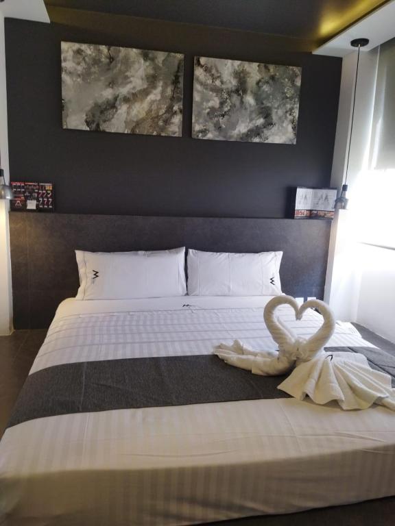 HOTEL M ELITE BLACK - 4