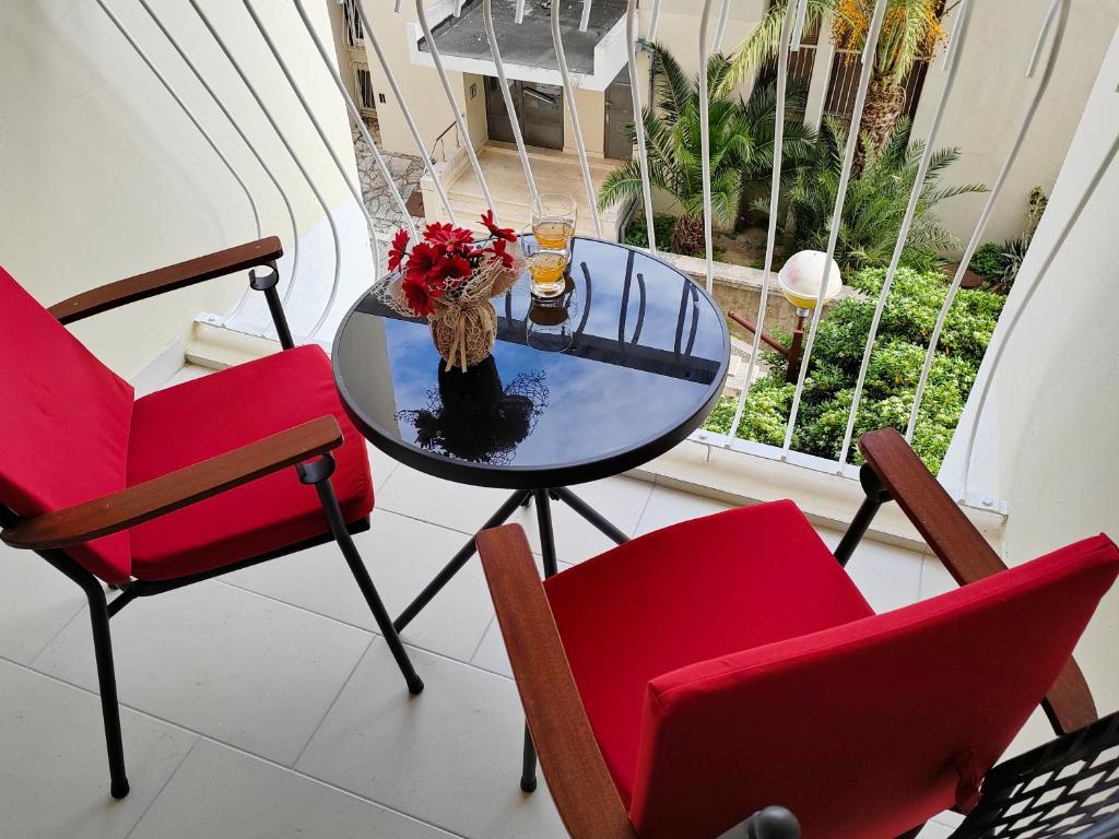 Apartment balcony or exterior view