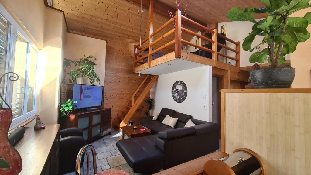 Chez Pewee, beau duplex en ville, parc privé - 2