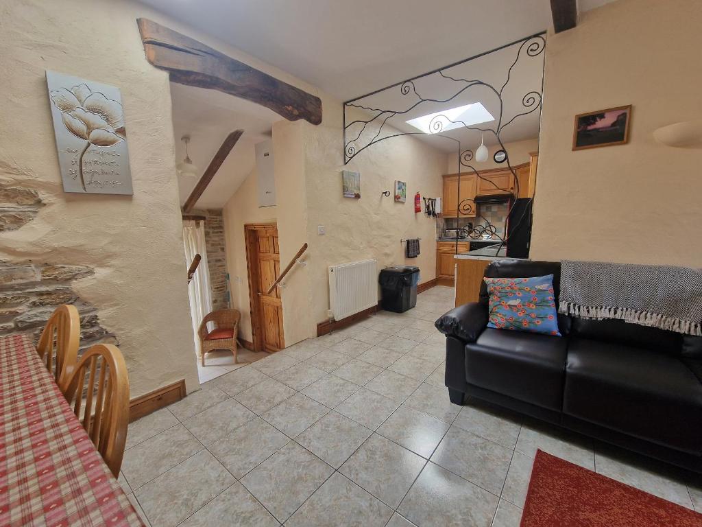 Puffin Cottage, Login photo 5