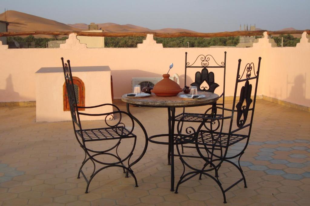 Balcony/terrace, Riad Aicha & Camel Trekking in Merzouga