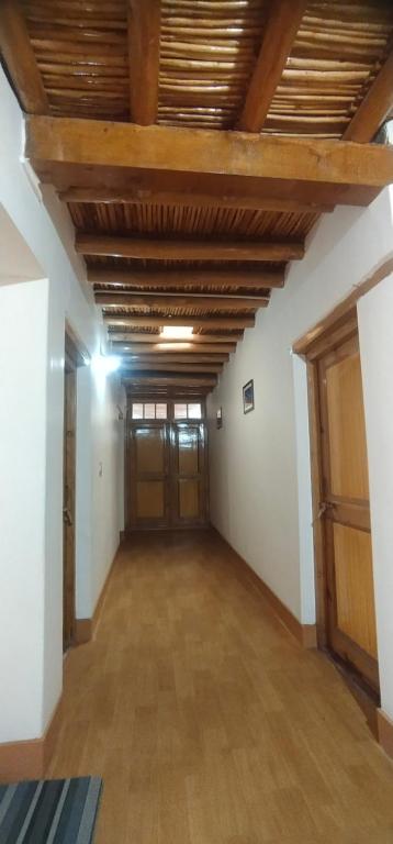 Thangkop House photo