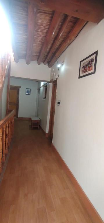 Thangkop House photo