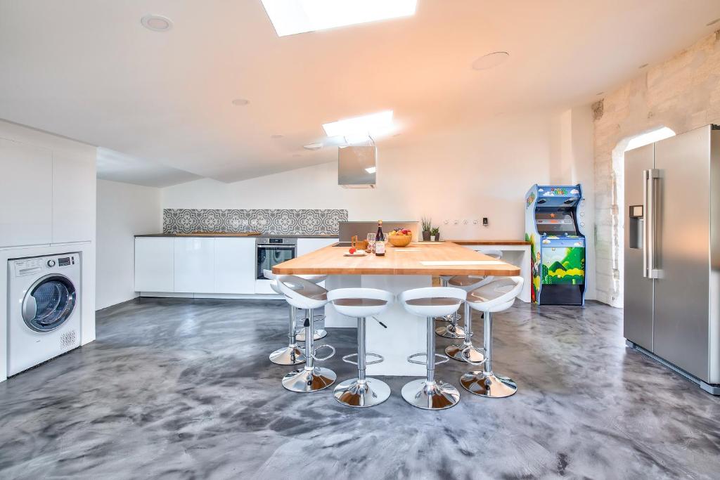Artistic Loft Travel Experience - 1